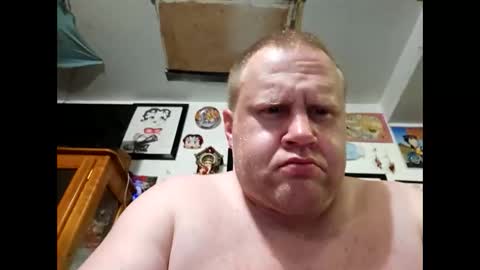 Snapshot of kentbrooks chatting on 11/16/25, 10:59 looking 4 free c2c online show from 11/16/25, 10:59