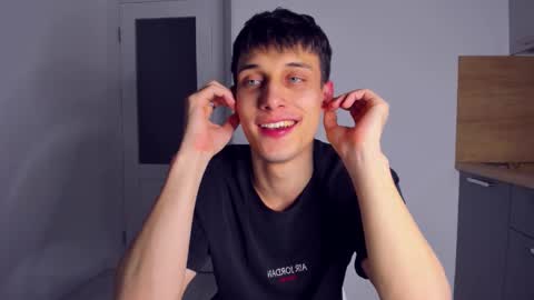 Peter     online show from 11/29/25, 01:19