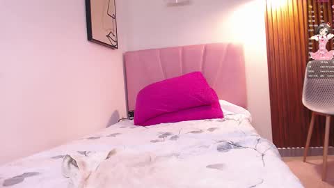 Kenya Buhle online show from 02/26/25, 08:22