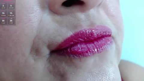 Snapshot of kerly_doll chatting on 07/02/26, 03:40 K E R L Y online show from 07/02/26, 03:40