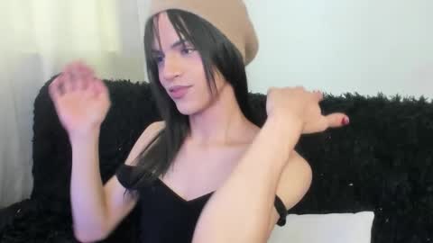 Snapshot of kerly_monroe chatting on 10/07/25, 04:37 Kerly online show from 10/07/25, 04:37