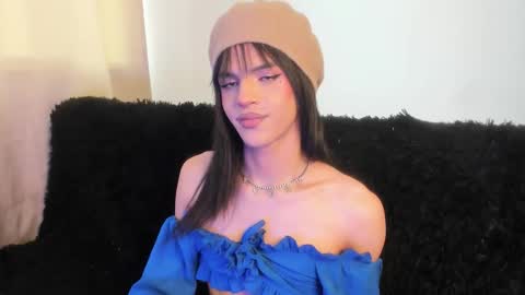 Snapshot of kerly_monroe chatting on 11/14/25, 02:16 Kerly online show from 11/14/25, 02:16