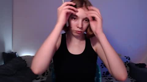 kesha online show from 04/08/26, 01:33