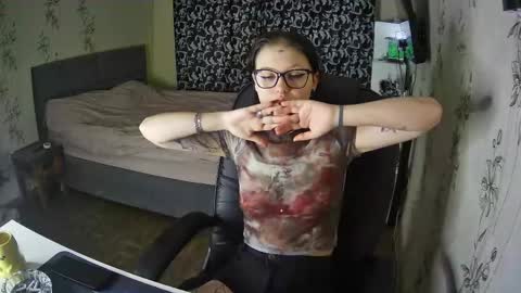 Snapshot of keshiahouman chatting on 01/11/26, 02:11 Kati online show from 01/11/26, 02:11