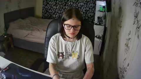 Snapshot of keshiahouman chatting on 01/13/26, 02:11 Kati online show from 01/13/26, 02:11