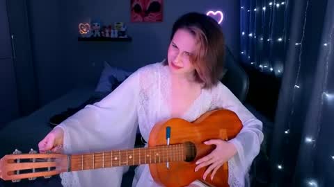 Keti 3 online show from 04/18/26, 07:58