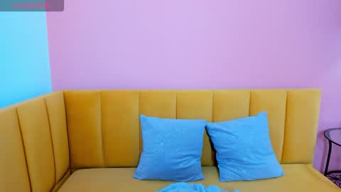 KatrinaKetrin online show from 11/17/25, 01:22