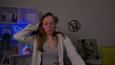 Snapshot of keuli_li chatting on 01/17/26, 07:28 keuli_li online show from 01/17/26, 07:28