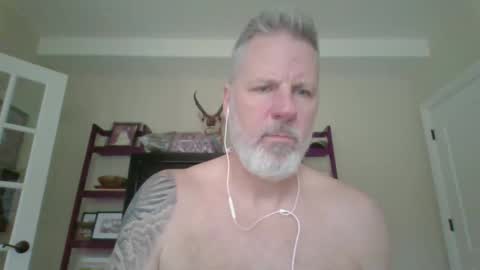 keven_x online show from 11/25/25, 04:40