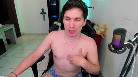 Kevin online show from 01/12/25, 03:17