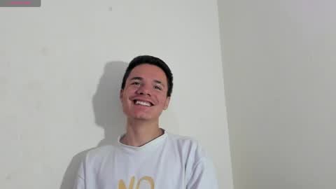 kevin_8686 online show from 05/25/26, 04:51