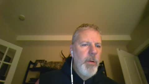 Snapshot of kevin_cumsagain chatting on 10/08/25, 10:02 kevin_cumsagain online show from 10/08/25, 10:02