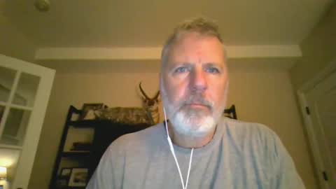Snapshot of kevin_edges chatting on 09/15/25, 10:04 kevin_edges online show from 09/15/25, 10:04