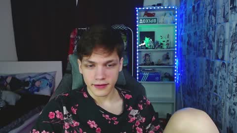 Kevin online show from 12/04/24, 07:39