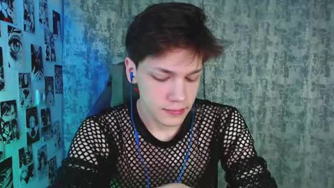 Kevin online show from 10/12/25, 04:55