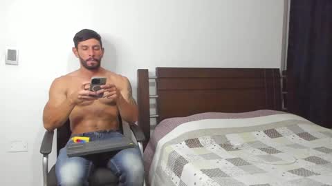 kevin_malone22 online show from 02/25/25, 03:42