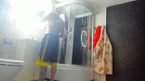 Kevin online show from 04/06/26, 07:04