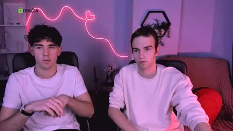 Snapshot of kevin_nix_ chatting on 02/02/26, 01:32 kevin_nix_ online show from 02/02/26, 01:32