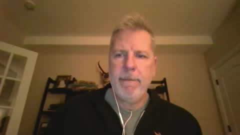 Snapshot of kevin_see chatting on 04/16/26, 11:00 kevin_see online show from 04/16/26, 11:00