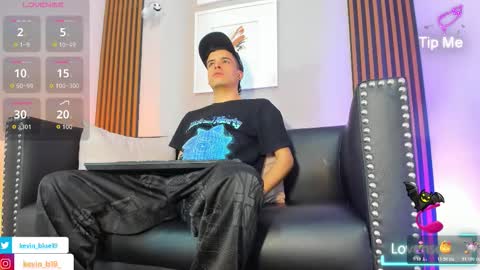 Sexy  Hot Kevin online show from 11/06/25, 11:48