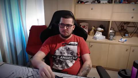 Kevinn online show from 12/15/25, 11:58