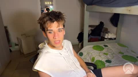 kevonly online show from 04/01/26, 09:32