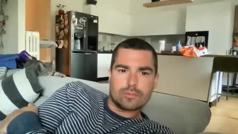 kevinpillobello online show from 05/20/26, 04:57
