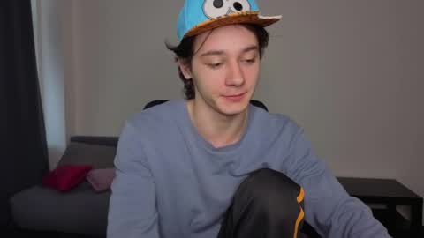 kevinstrike online show from 04/07/26, 01:22