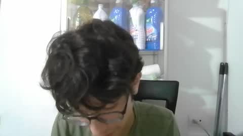 Snapshot of kevintdx chatting on 09/17/25, 02:57 kevintdx online show from 09/17/25, 02:57