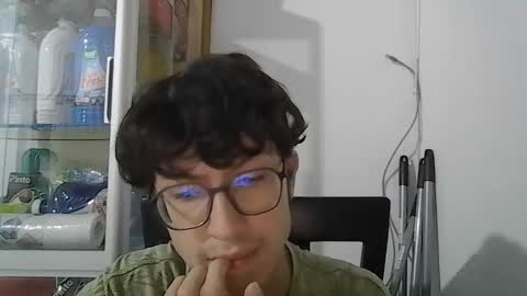 Snapshot of kevintdx chatting on 10/05/25, 03:27 kevintdx online show from 10/05/25, 03:27