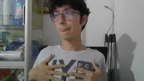 Snapshot of kevintdx chatting on 10/06/25, 02:20 kevintdx online show from 10/06/25, 02:20