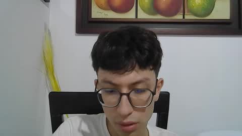 Snapshot of kevintdx chatting on 10/20/25, 02:56 kevintdx online show from 10/20/25, 02:56