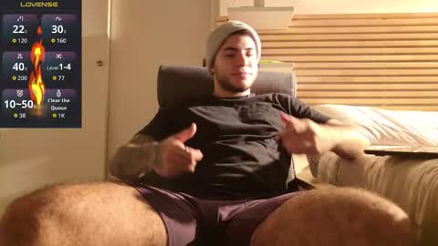 Kevin online show from 11/08/25, 11:36