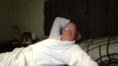 Snapshot of kevlooking4sez chatting on 03/09/25, 12:10 kevlooking4sez online show from 03/09/25, 12:10