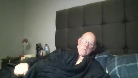 kevlooking4sez online show from 05/02/26, 09:53