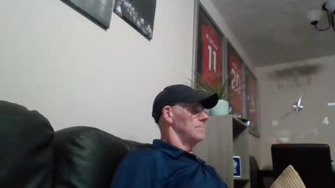 Snapshot of kevlooking4sez chatting on 07/19/26, 11:41 kevlooking4sez online show from 07/19/26, 11:41
