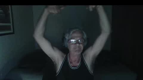 Snapshot of kevwestunder9696 chatting on 09/25/25, 01:04 kevwestunder9696 online show from 09/25/25, 01:04