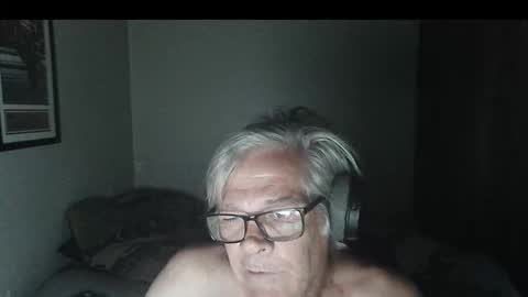 Snapshot of kevwestunder9696 chatting on 11/10/25, 10:58 kevwestunder9696 online show from 11/10/25, 10:58