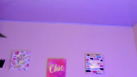 Snapshot of keyla_roberts_ chatting on 02/18/25, 09:43 Adhara. Help me reach 100 likes online show from 02/18/25, 09:43