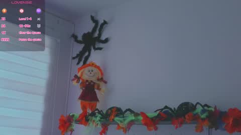 Snapshot of keyla_roberts_ chatting on 10/15/25, 03:56 Adhara. Help me reach 100 likes online show from 10/15/25, 03:56