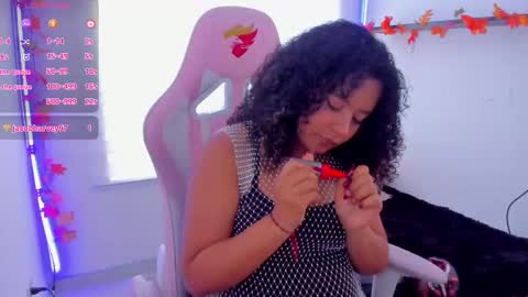 Snapshot of keyla_roberts_ chatting on 11/10/25, 07:24 Adhara. Help me reach 100 likes online show from 11/10/25, 07:24