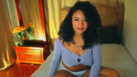 Snapshot of keyla_roberts_ chatting on 02/21/26, 10:27 Adhara. Help me reach 100 likes online show from 02/21/26, 10:27