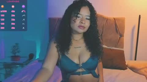 Snapshot of keyla_roberts_ chatting on 05/02/26, 01:54 Adhara. Help me reach 100 likes online show from 05/02/26, 01:54