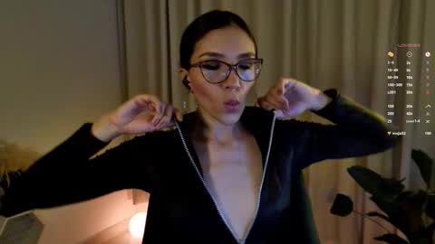 Keyla online show from 02/14/25, 01:02