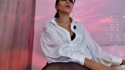 Keyla online show from 05/21/26, 10:06
