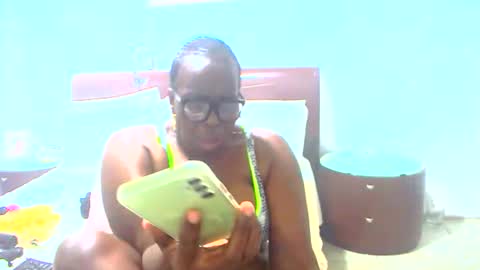 keysenbarxx19 online show from 04/15/26, 06:48