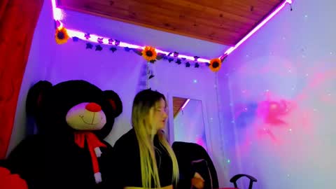 Snapshot of keyth_clement chatting on 12/11/24, 07:14 Keyth online show from 12/11/24, 07:14