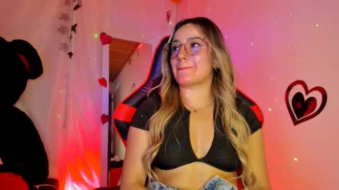 Snapshot of keyth_clement chatting on 02/17/25, 04:04 Keyth online show from 02/17/25, 04:04