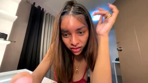 Snapshot of keziakinlley chatting on 11/24/25, 02:00 keziakinlley online show from 11/24/25, 02:00