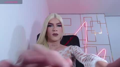 Snapshot of khalany_hadid chatting on 01/07/25, 06:27 kahalany online show from 01/07/25, 06:27